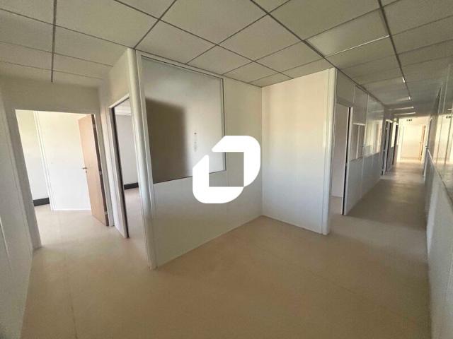 Bureau vente à Argenteuil