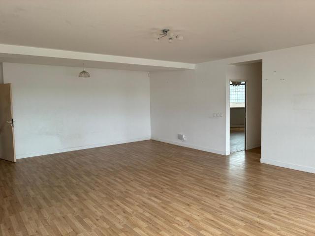 Bureau vente à Bobigny, Bagnolet