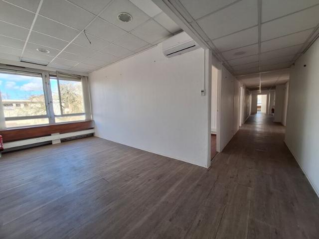 Bureau vente à Bordeaux