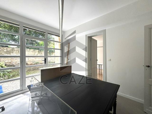 Bureau vente à Bordeaux