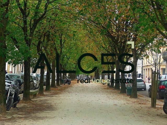 Bureau vente à Bordeaux