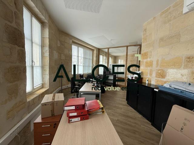Bureau vente à Bordeaux