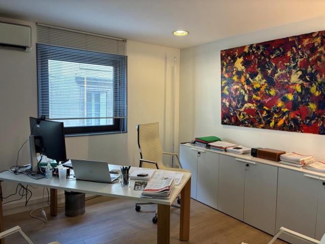 Bureau vente à Bordeaux