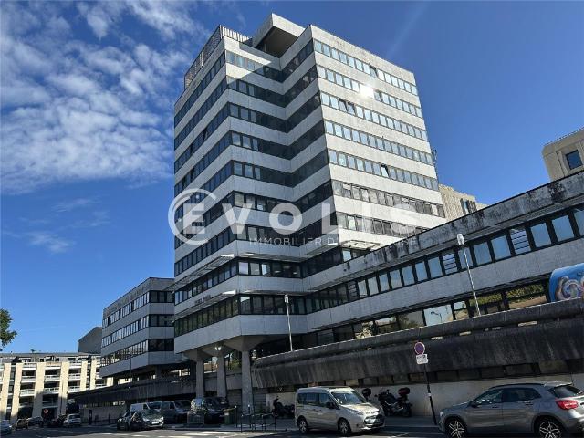 Bureau vente à Bordeaux