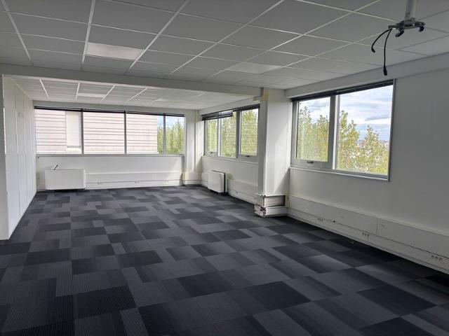 Bureau vente à Bordeaux, Port de la Lune, Bordeaux