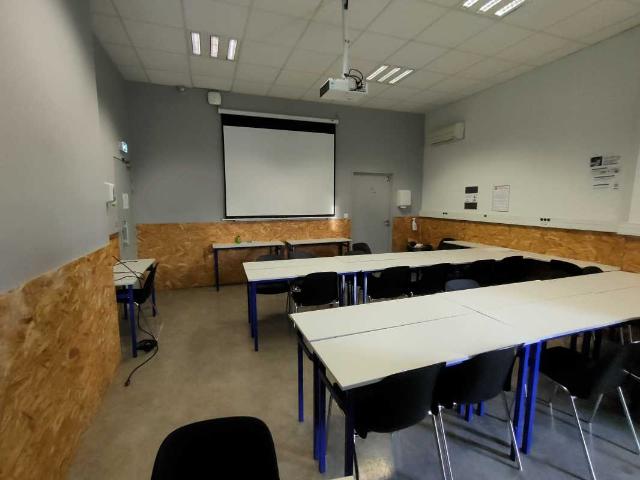 Bureau vente à Bordeaux