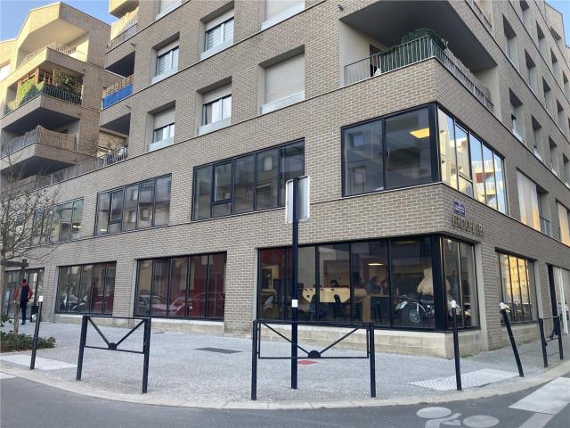 Bureau vente à Bordeaux