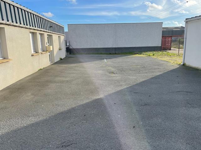 Bureau vente à Calais