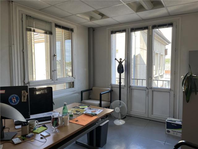 Bureau vente à Senlis, Creil
