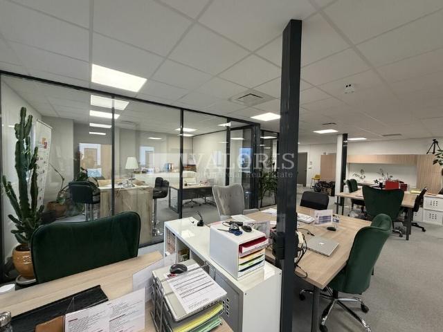 Bureau vente à Lyon, Métropole de Lyon