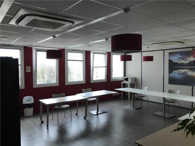 Bureau vente à Douai