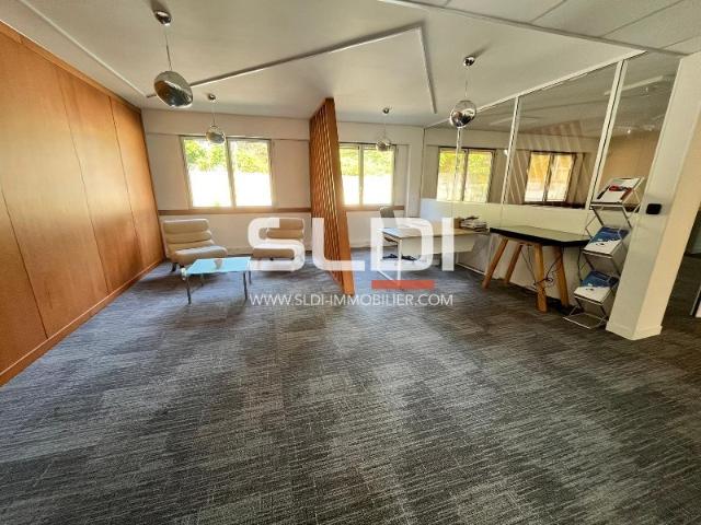 Bureau vente à Lyon, Métropole de Lyon