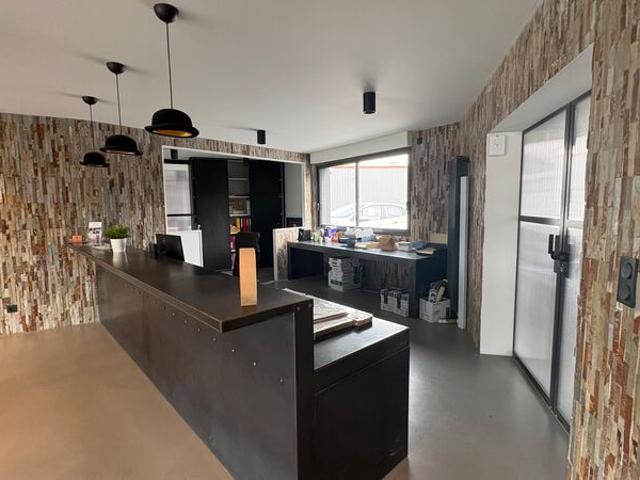 Bureau vente à Orléans, Ingré