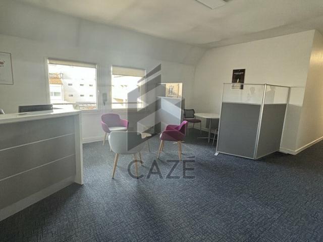 Bureau vente à France métropolitaine, La Rochelle