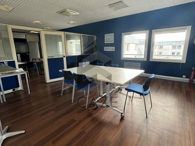 Bureau vente à La Rochelle
