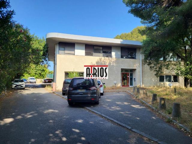 Local Commercial vente à Arrondissement de Toulon, La Seyne-sur-mer