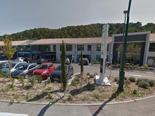 Bureau vente à Aix-en-Provence, Le Tholonet
