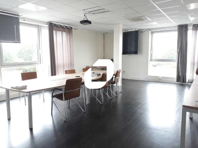 Bureau vente à Rambouillet, Les Essarts-le-roi