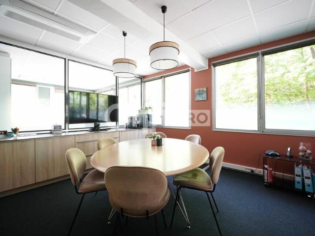 Bureau vente à Lyon, Métropole de Lyon