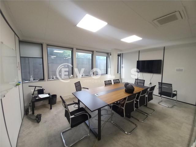Bureau vente à Antony, Malakoff
