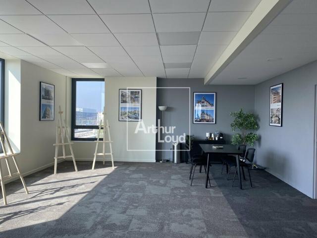 Bureau vente à Melun