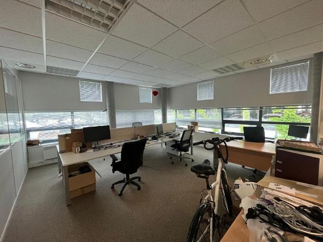 Bureau vente à Bordeaux, Mérignac