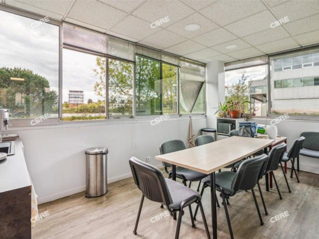 Bureau vente à Bordeaux, Mérignac