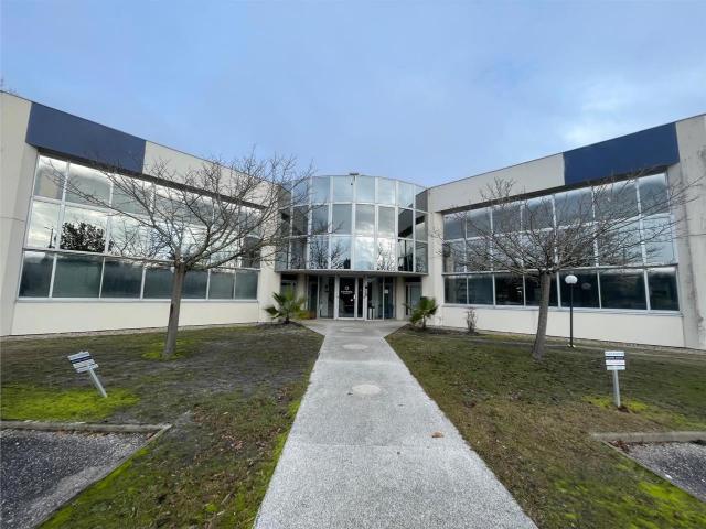 Bureau vente à Bordeaux, Mérignac