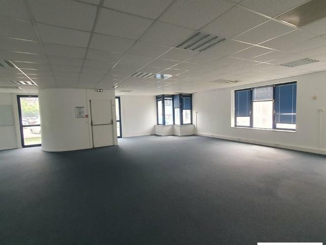 Bureau vente à Grenoble, Meylan