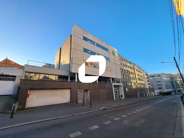 Bureau vente à Centre-ville, Montreuil