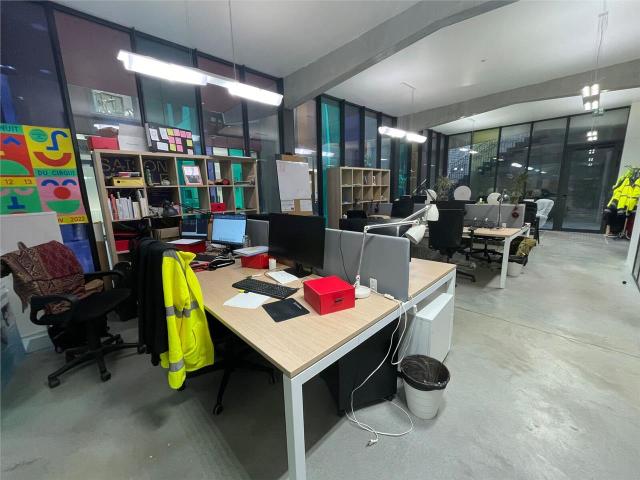 Bureau vente à Nantes