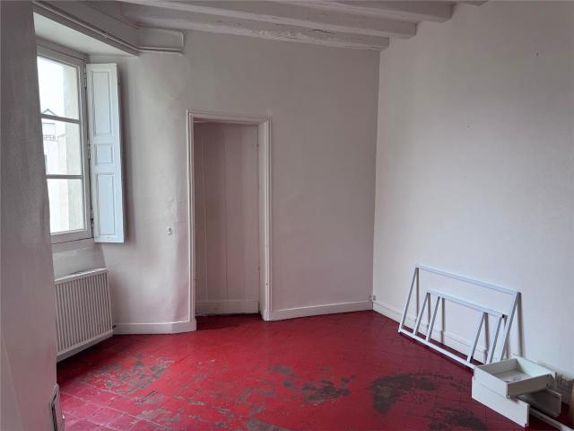 Bureau vente à Nantes