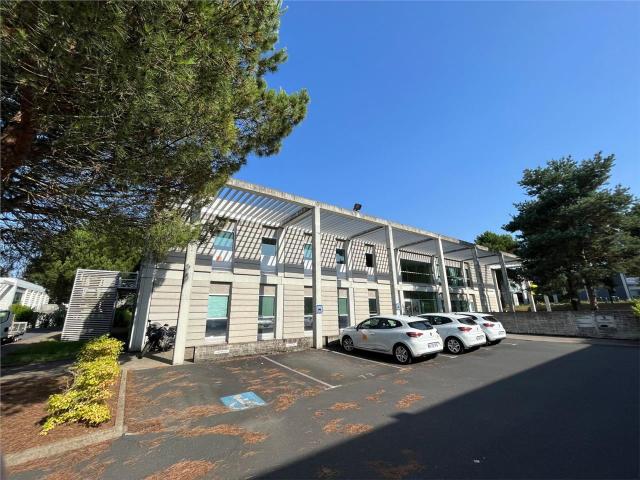 Bureau vente à Nantes