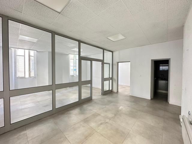 Bureau vente à Nice