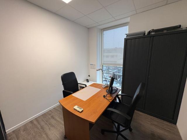 Bureau vente à Orléans