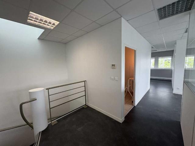 Bureau vente à Orléans