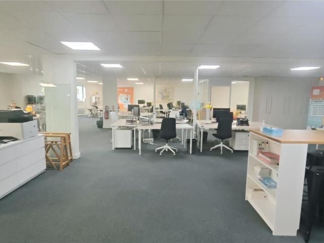Bureau vente à Palaiseau, Orsay