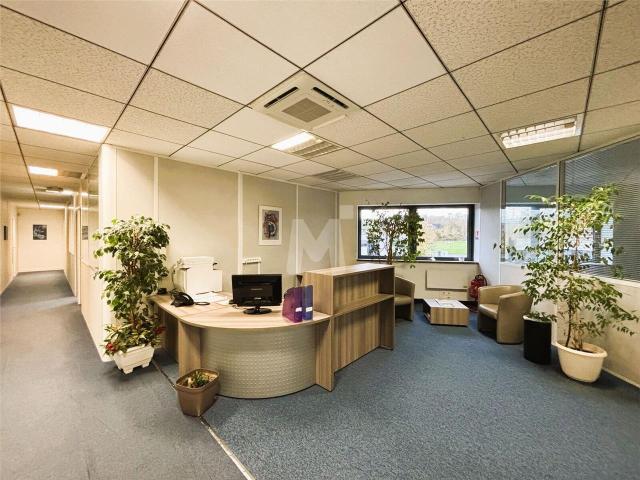 Bureau vente à Palaiseau