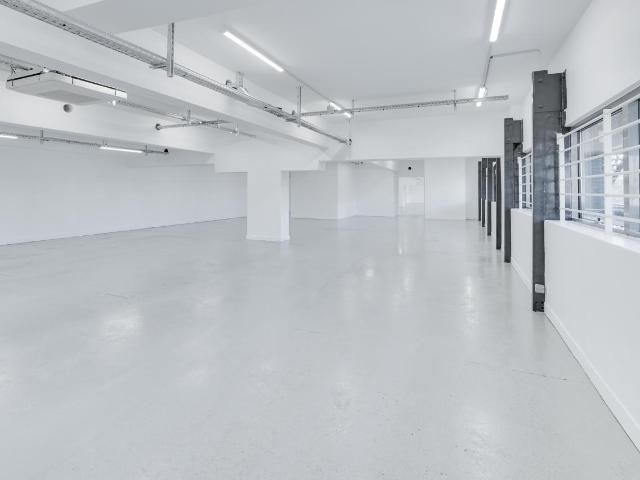 Bureau vente à Bobigny, Pantin