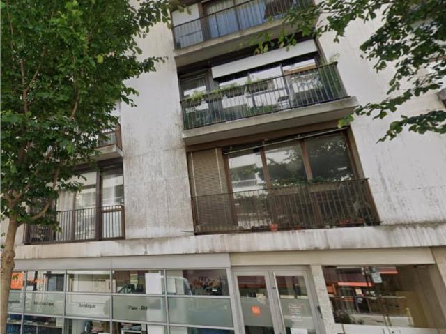Bureau vente à Paris 15e Arrondissement, Paris