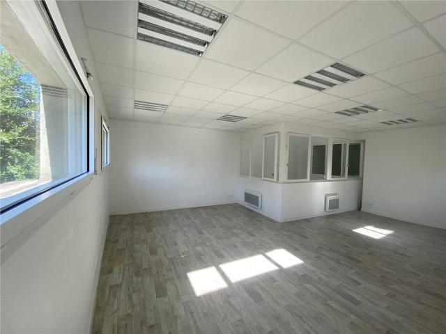 Bureau vente à Rennes, Bretagne