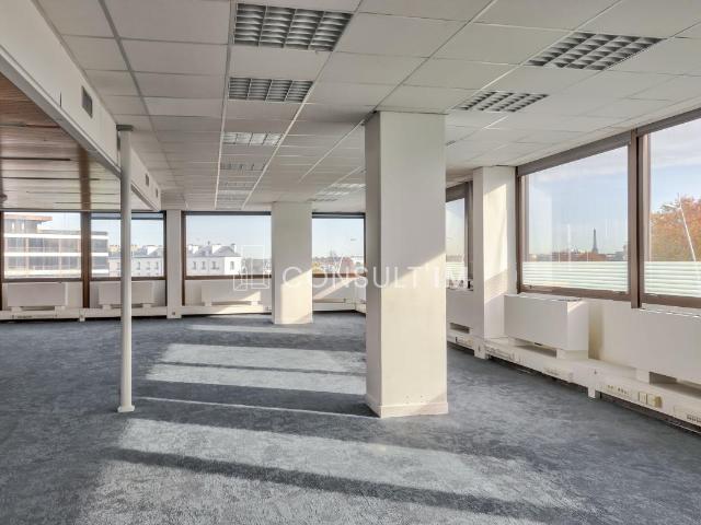 Bureau vente à Nanterre, Saint-cloud