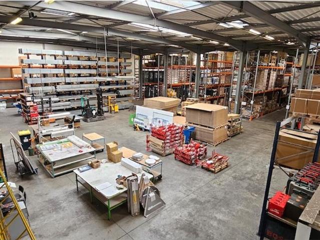 Local Commercial location à Saint-Étienne, Le Chambon-feugerolles