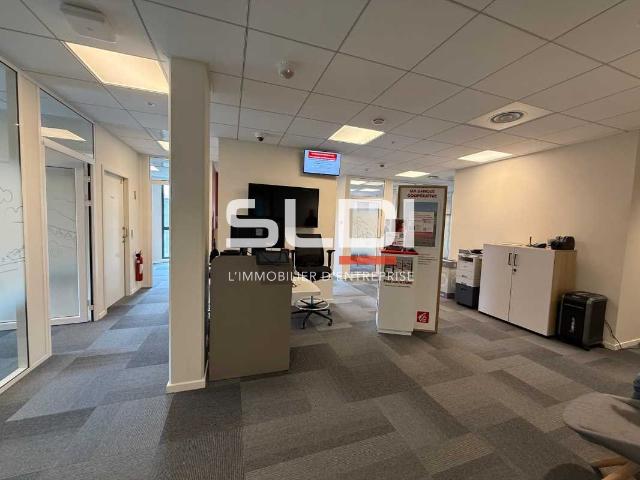 Bureau vente à Lyon, Métropole de Lyon
