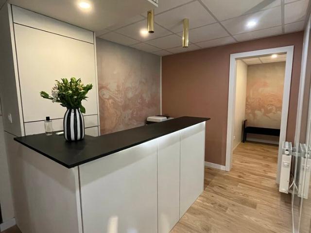 Bureau vente à Courtoisville, Saint-Malo
