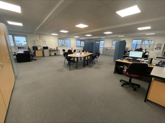 Bureau vente à Pontoise, Saint-ouen-l'aumône