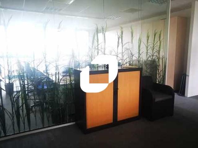 Bureau vente à Centre Urbain Ouest, Serris