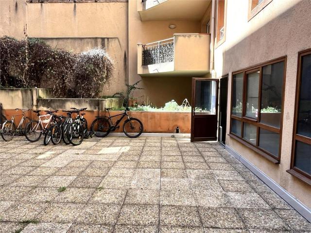 Bureau vente à Toulouse
