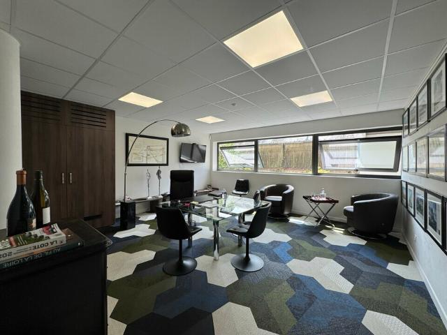 Bureau vente à Tours