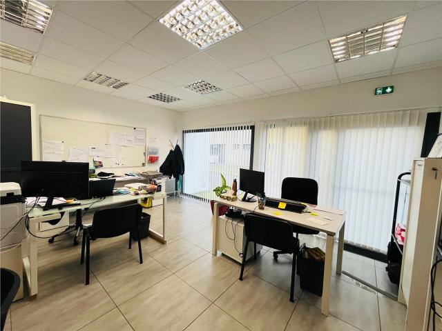 Bureau vente à Saint-Nazaire, Trignac